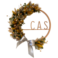 Open ring met gedroogde bloemen